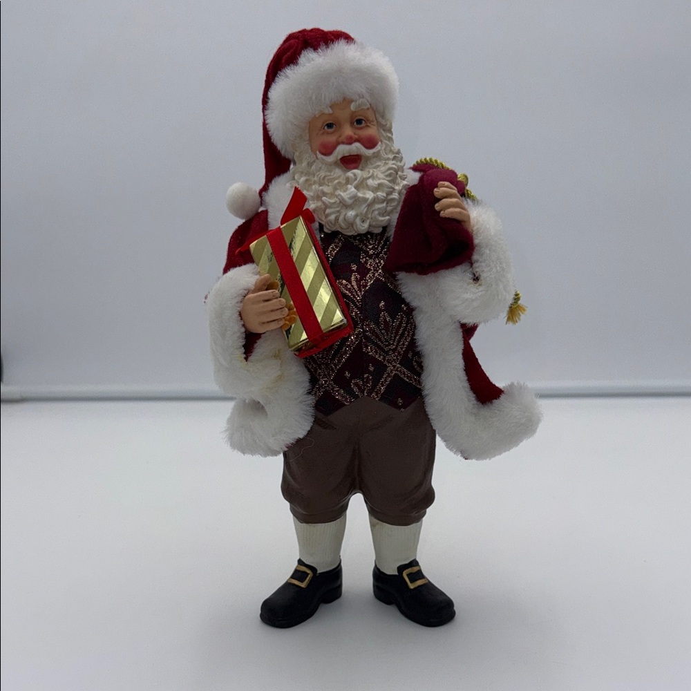 Possible Dreams Clothtique “Best Dressed” Santa #4030996D
